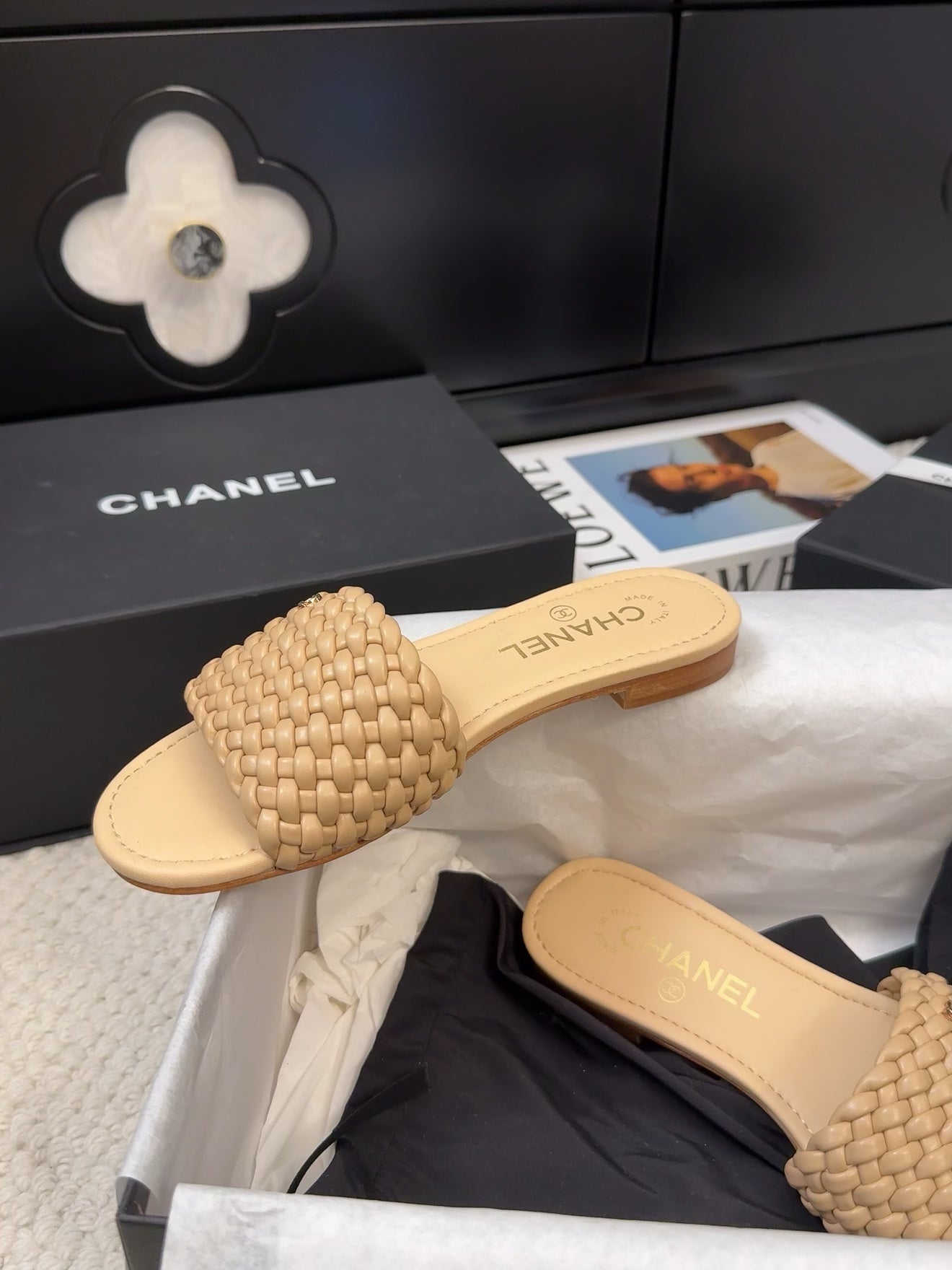CHANEL FLAT SLIDES IN FLAX YELLOW LAMBSKIN