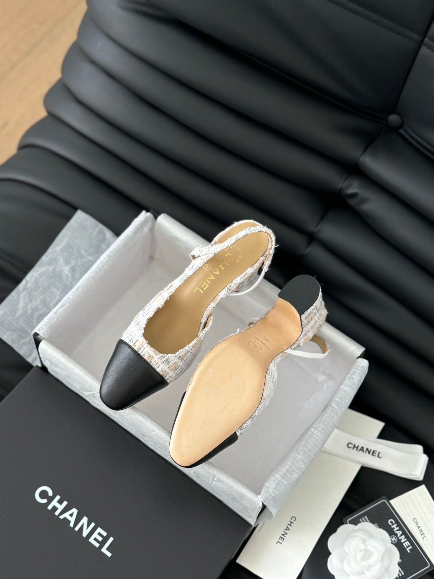 CHANEL HIGH SLINGBACK IN BEIGE TWEED AND BLACK LAMBSKIN