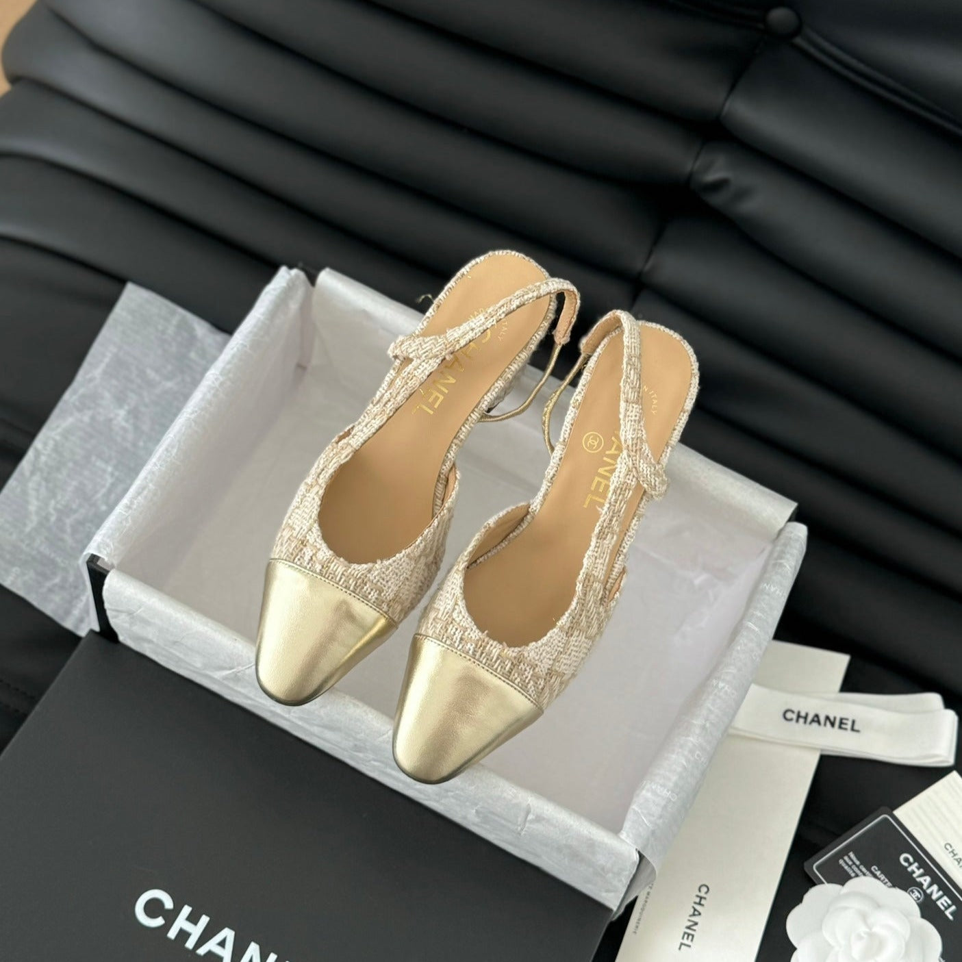 CHANEL HIGH SLINGBACK IN BEIGE CREAM TWEED AND GOLDEN LAMBSKIN