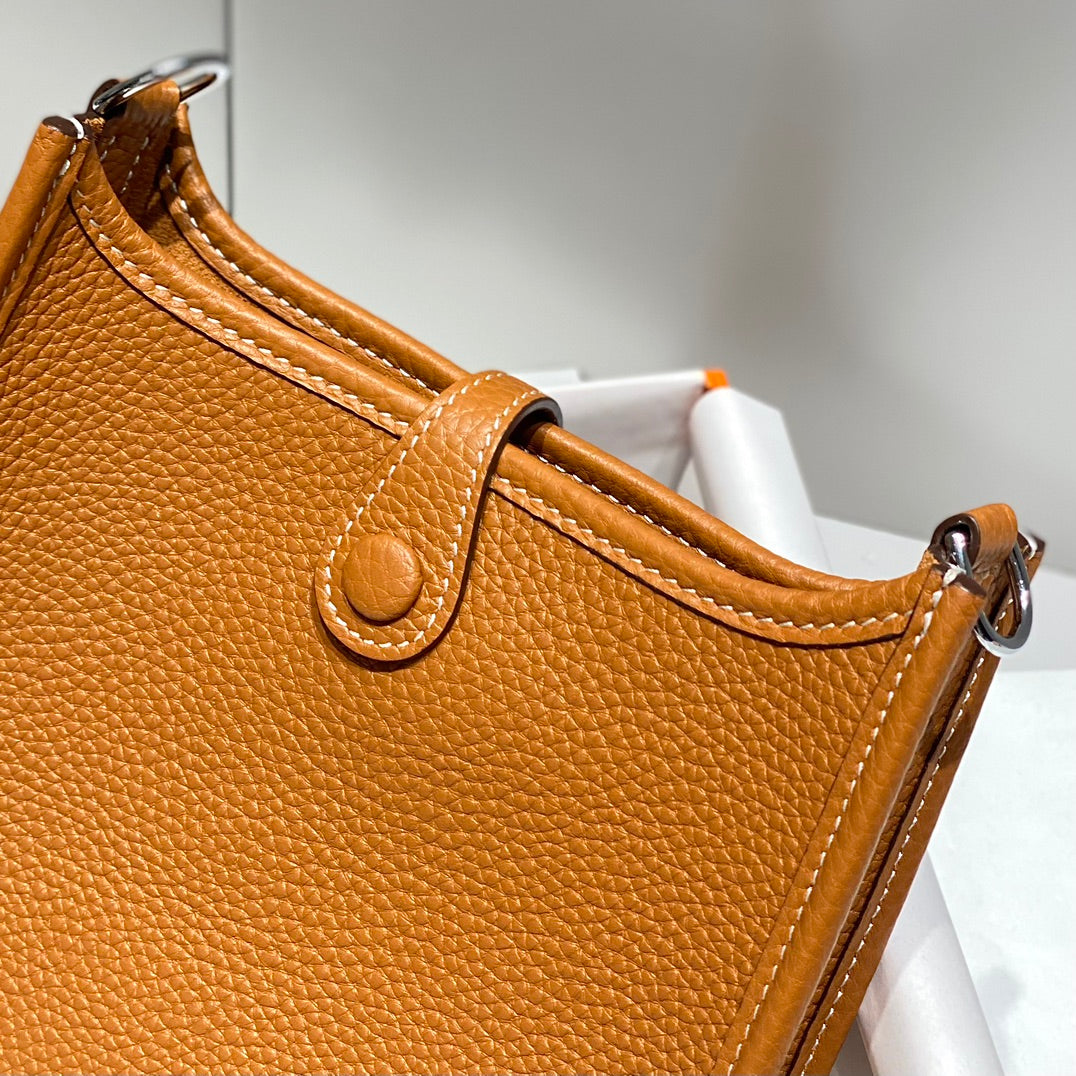 HERMES MINI NEO 18 EVELYNE BAG IN TAWNY BROWN GRAINED CALFSKIN
