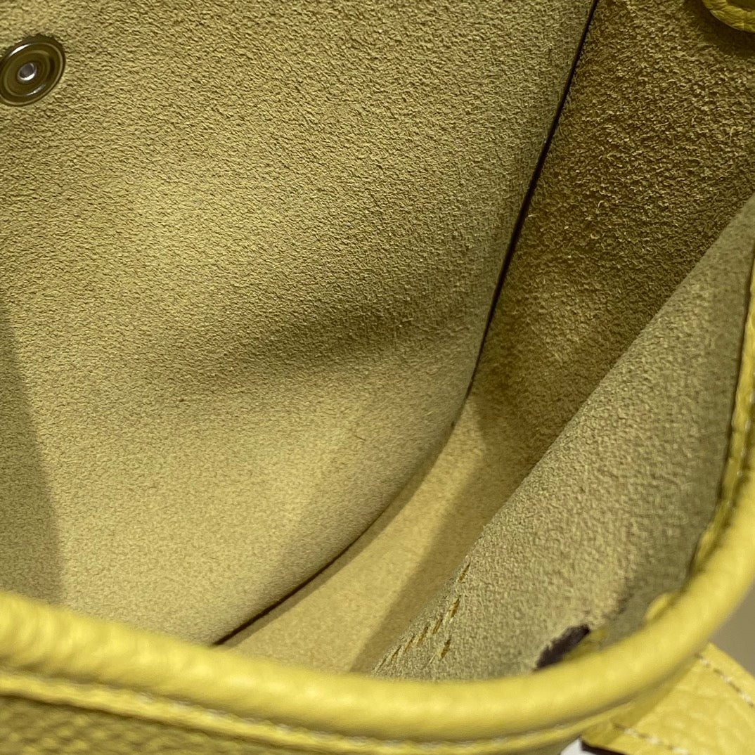 HERMES MINI NEO 18 EVELYNE BAG IN BUMBLEBEE YELLOW GRAINED CALFSKIN