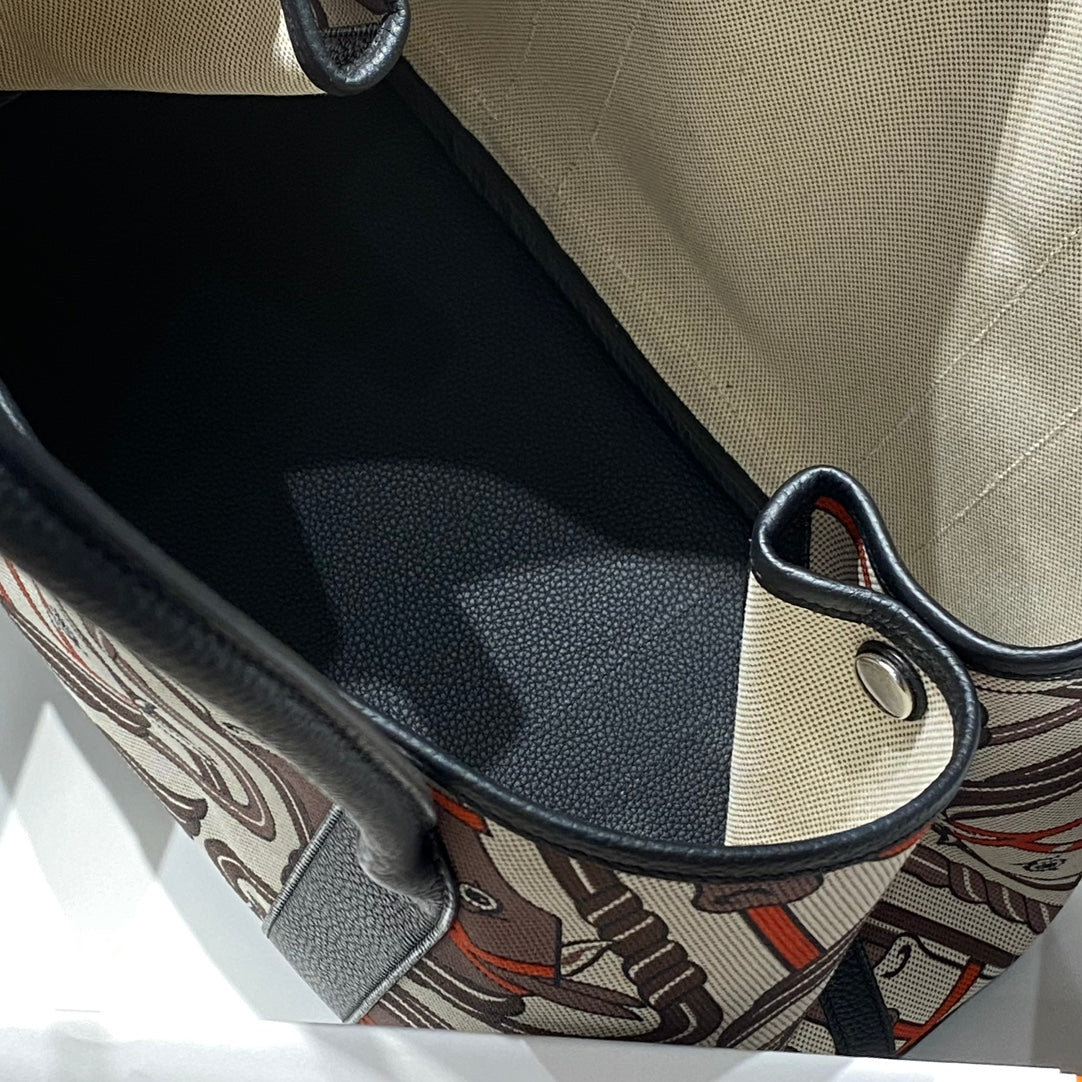 HERMES GARDEN PARTY 36 IN BEIGE ORANGE AND BROWN TOILE H CANVAS BLACK CALFSKIN HORSE TOTEM PRINT