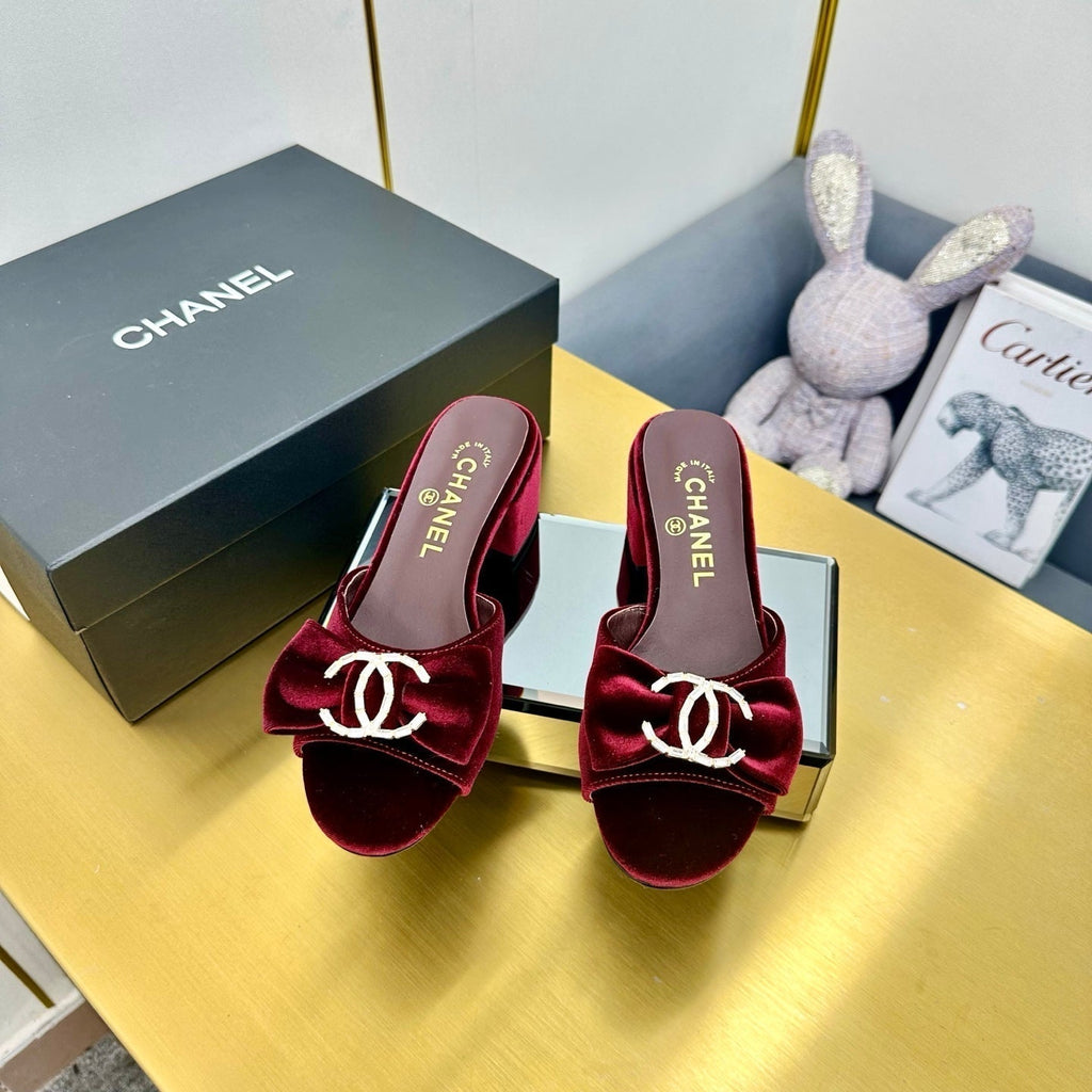 CHANEL BOWKNOT RHINESTONES MID HEEL MULE IN GARNET RED VELVET