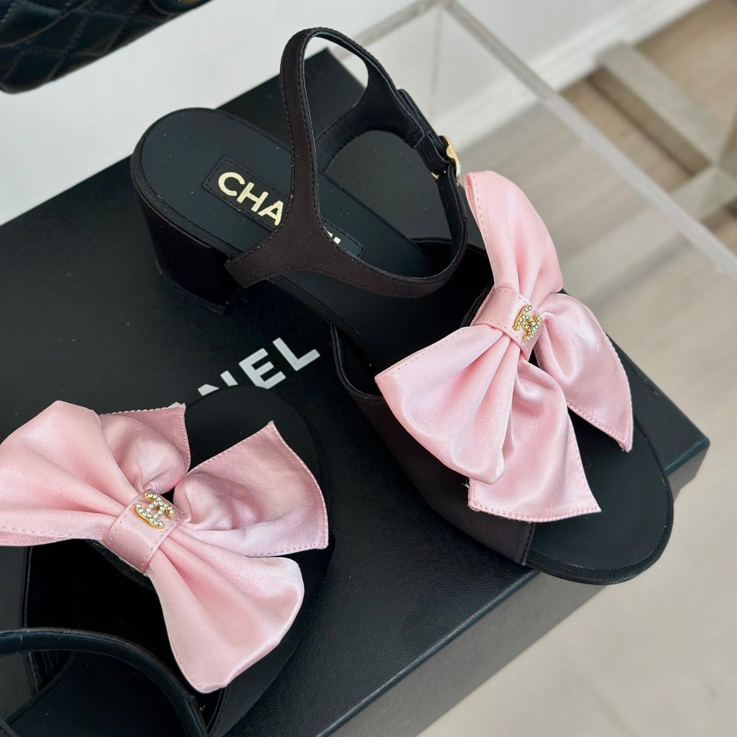 CHANEL Double  Big Bow High Sandal Sheepskin Light Pink/ Black