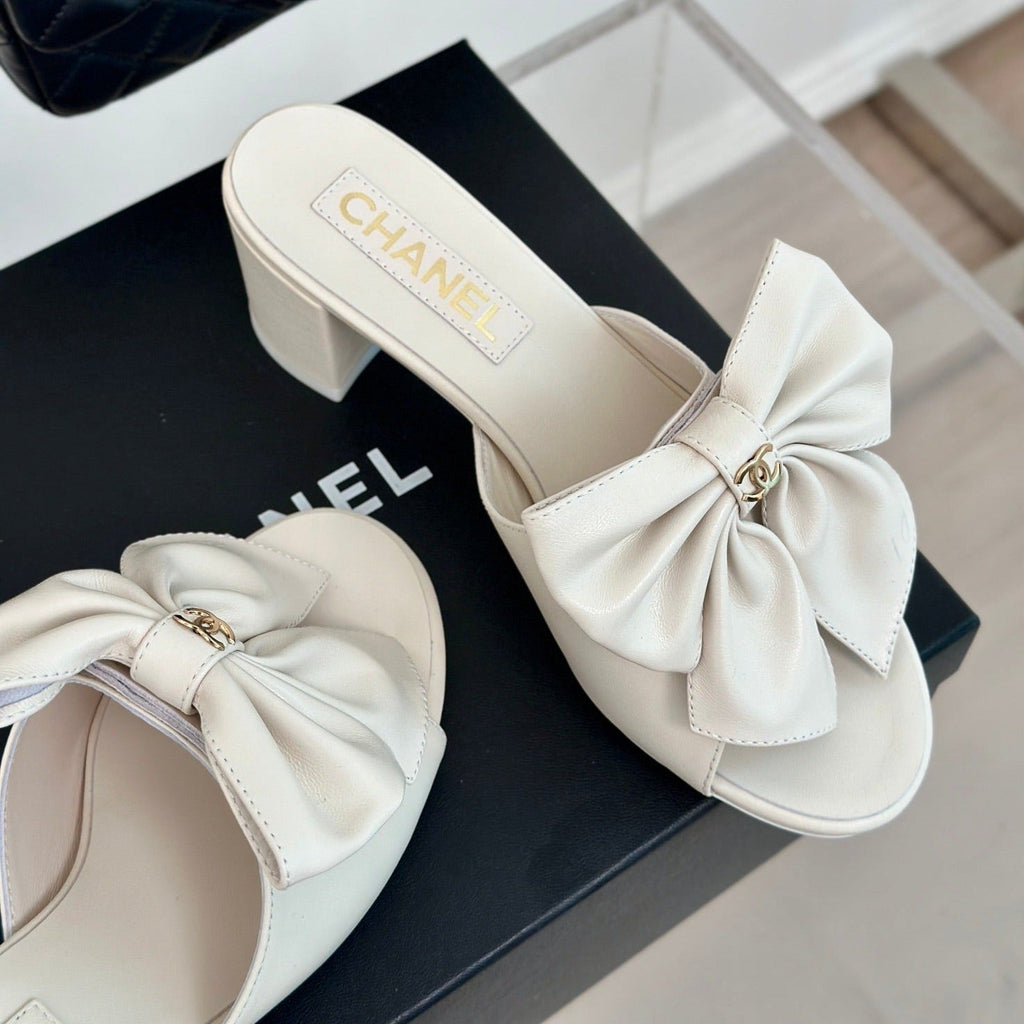 CHANEL Double  Big Bow High Heels Sheepskin White