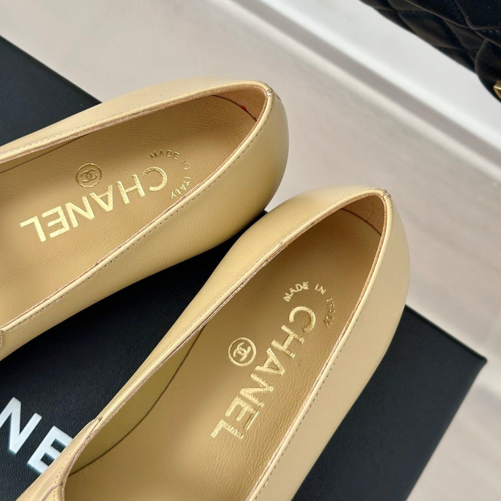 CHANEL Double C Milan Runway Pointed Toe Mary Jane Shoes Dark Cream Black Lambskin