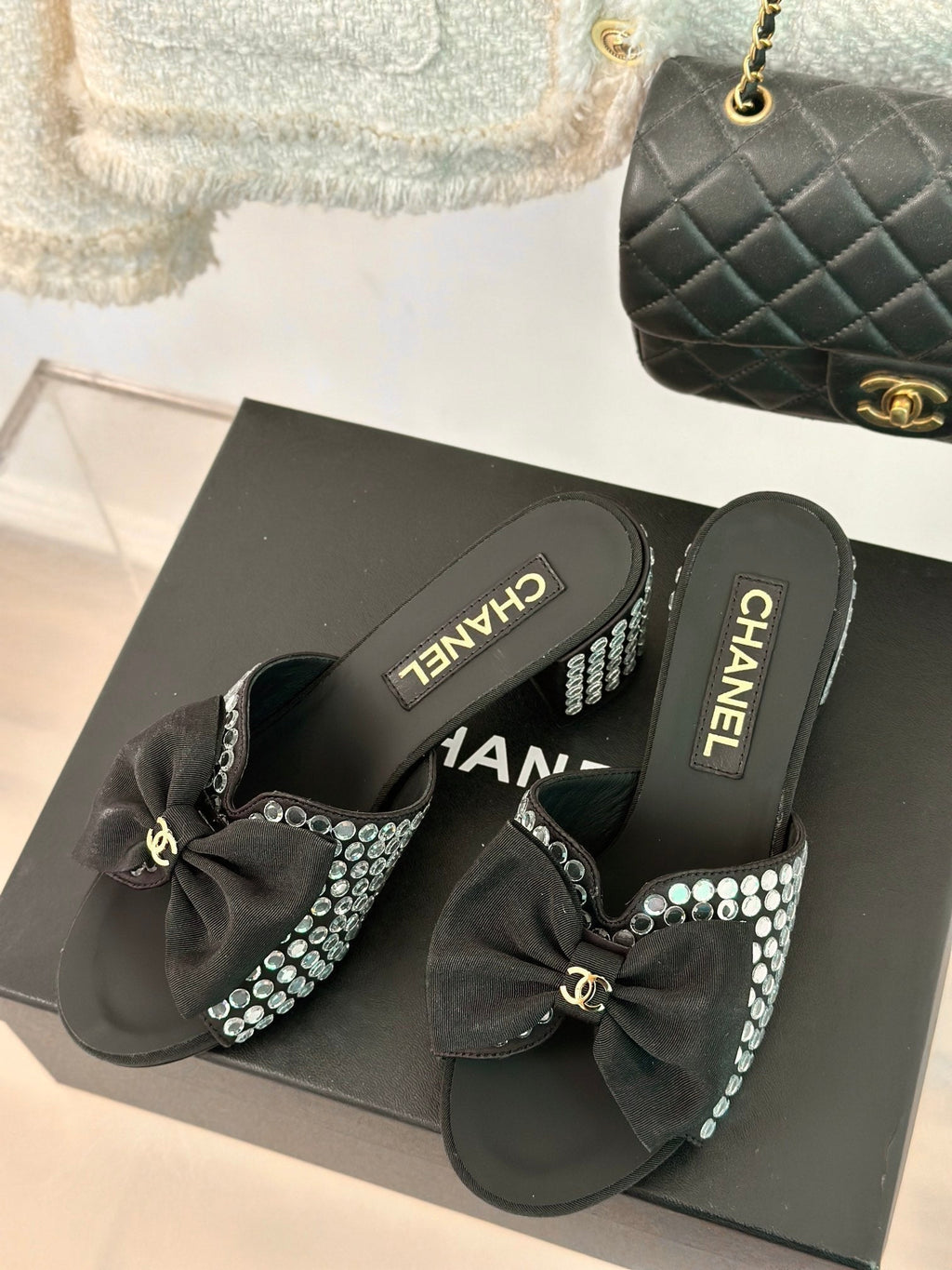 CHANEL BLOCK HEEL MULE WITH WHITE RHINESTONES IN BLACK LAMBSKIN