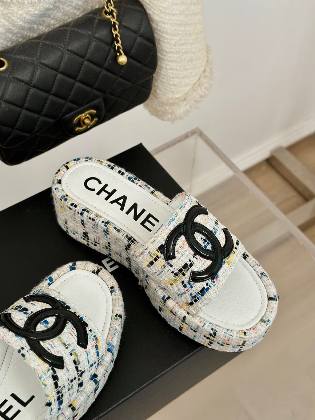 CHANEL CLASSIC SLIPPERS THICK SOLE IN MULTICOLOR TWEED
