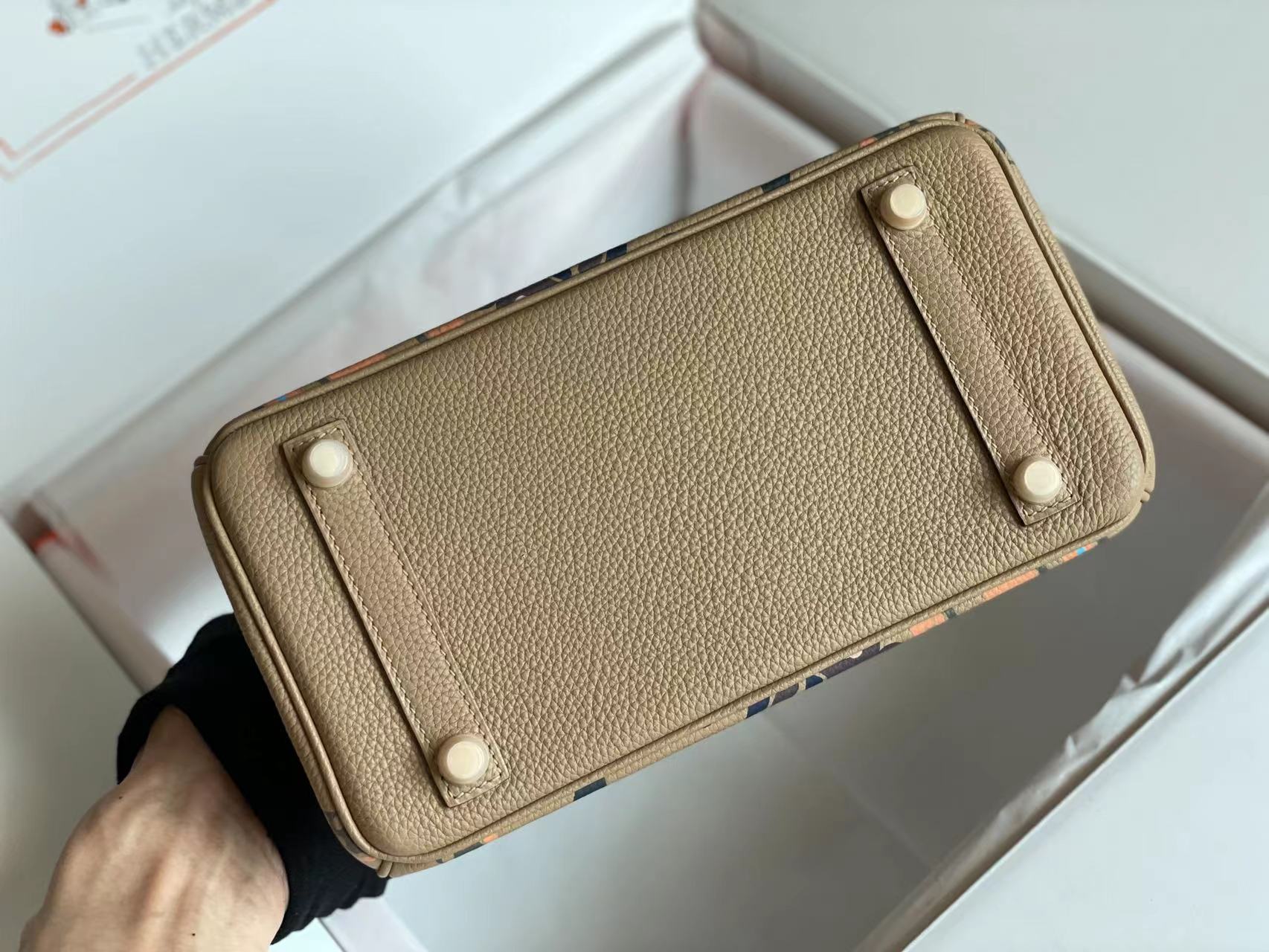 HERMES BIRKIN 25 BAG IN PEANUT BROWN CALFSKIN WITH COLORFUL STICKER