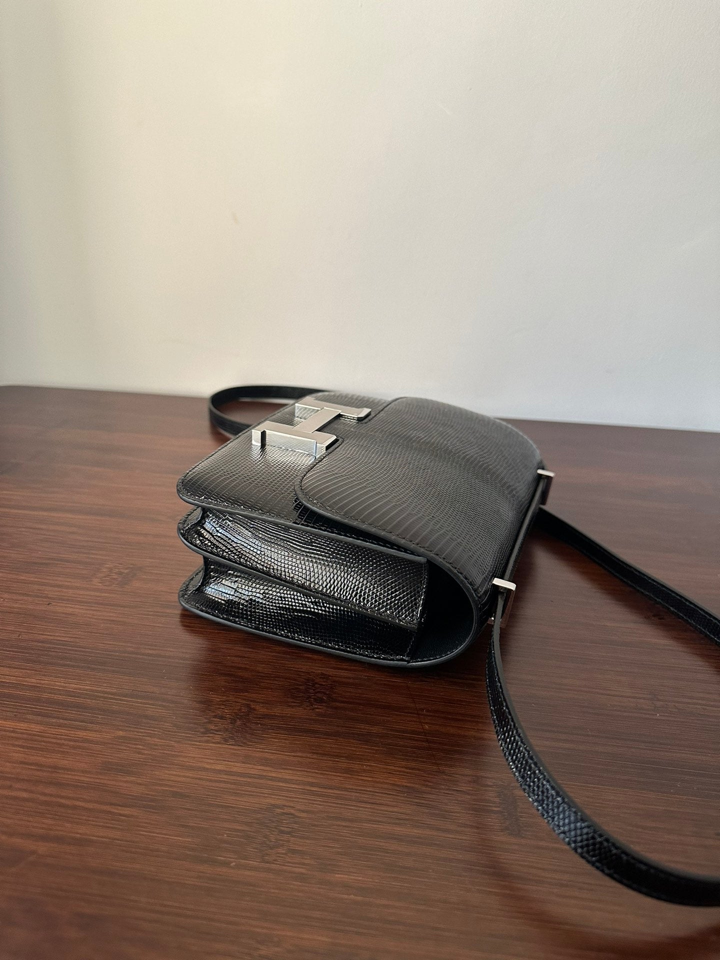 HERMES CONSTANCE 18 BLACK LIZARD SILVER HARDWARE
