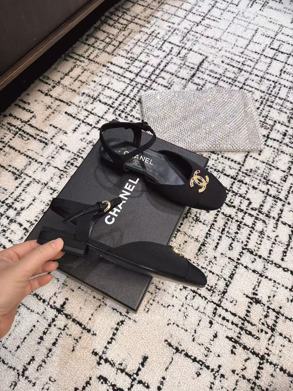 CHANEL FLAT SLINGBACKS IN BLACK FABRIC