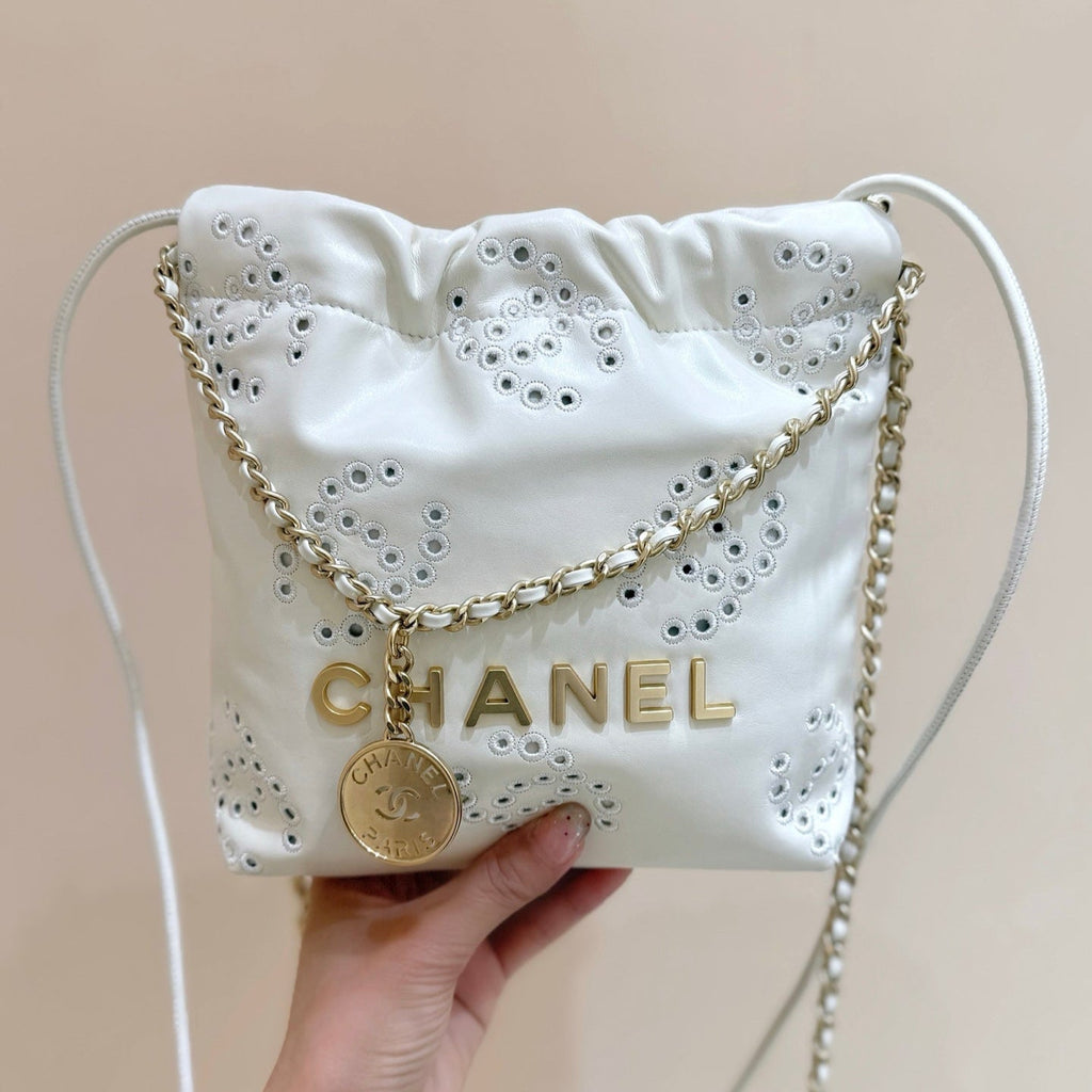 CHANEL 25S  MINI BAG 20 IN  IVORY LAMBSKIN
