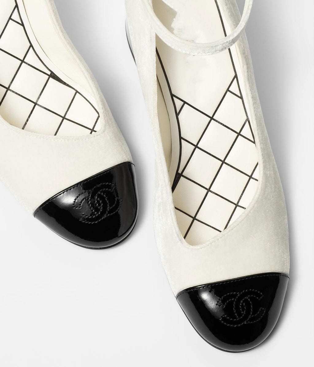CHANEL MARY JANES IVORY BLACK VELVET