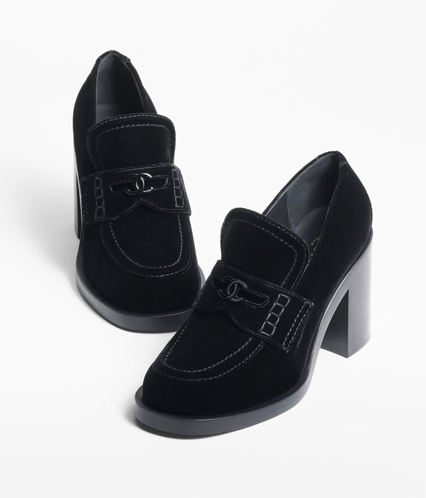 CHANEL MOASINS BLACK VELVET