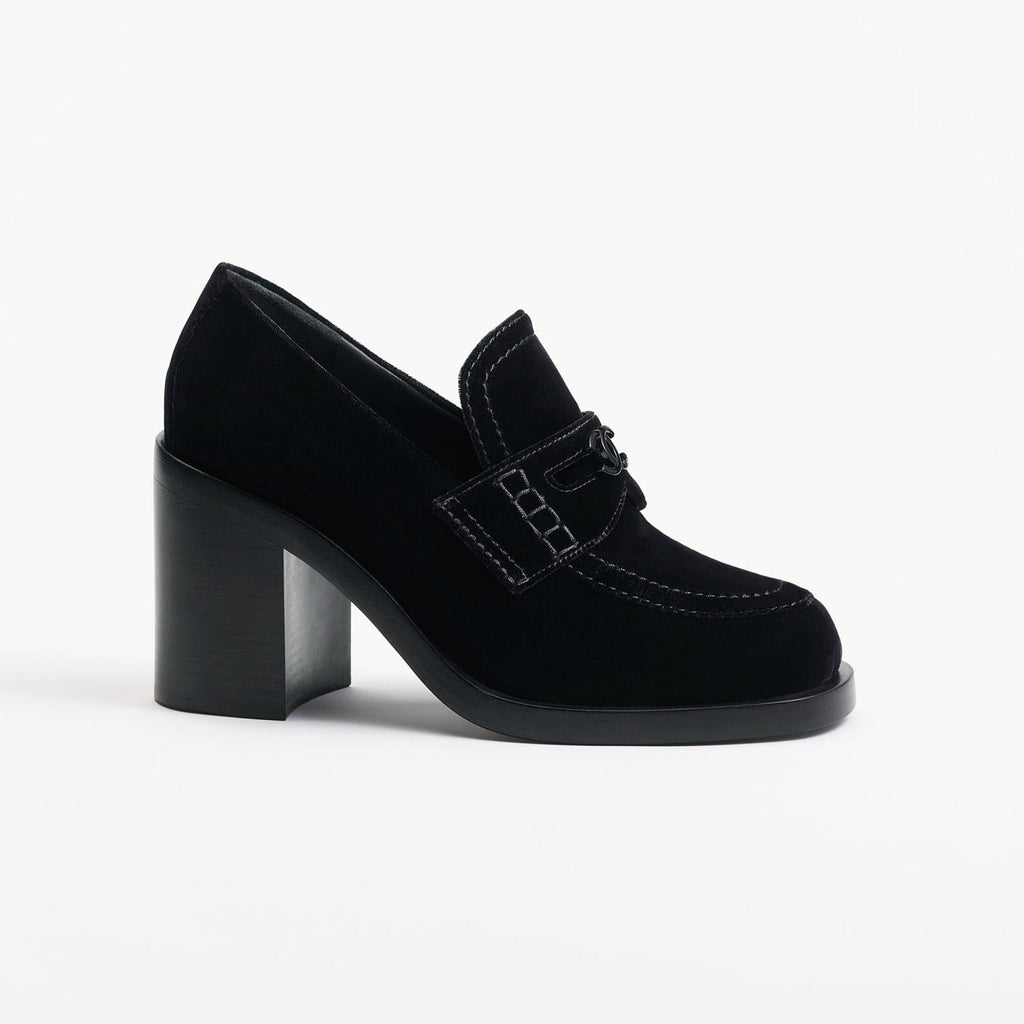 CHANEL MOASINS BLACK VELVET